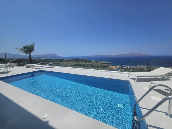 Four-Bedroom Sea View Villa for Rent in Kokkino Chorio, Apokoronas — photo 3