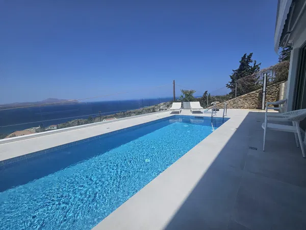 Four-Bedroom Sea View Villa for Rent in Kokkino Chorio, Apokoronas — photo 4