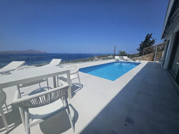 Two-Bedroom Modern Apartment for Rent in Kokkino Chorio, Apokoronas