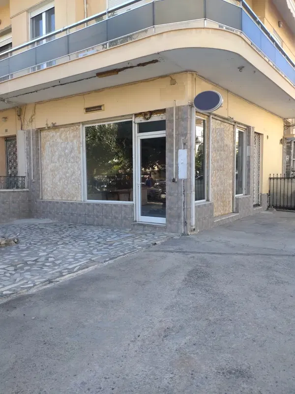 50 m² Commercial Space for Rent in Kallithea, Athens Southern suburbs