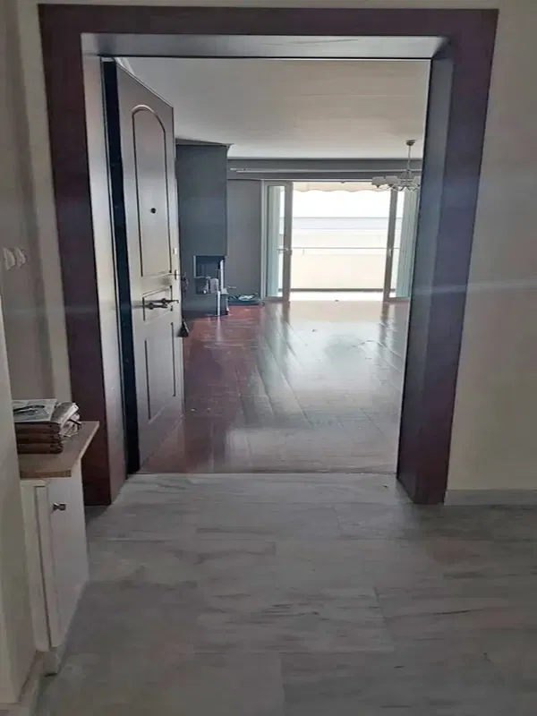 69 m² Apartment with Two Bedrooms for Sale in Piraeus — photo 4