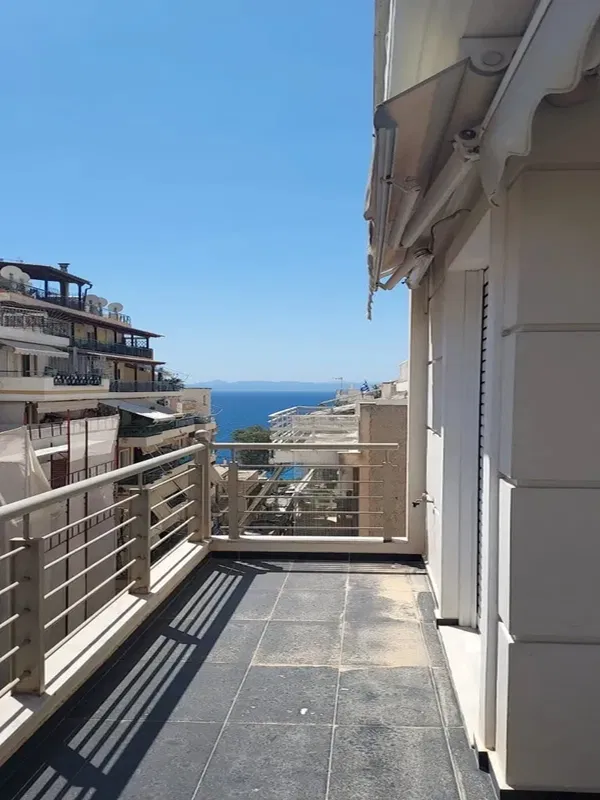 69 m² Apartment with Two Bedrooms for Sale in Piraeus