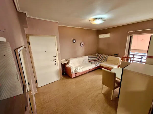 Renovated 55 m² Apartment with One Bedrooms for Sale in Piraeus — photo 4