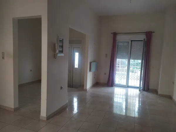 Villa for Sale in Kallipoli Piraeus, Piraeus — photo 2