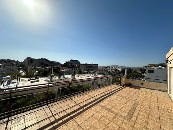 47 m² One-Bedroom Apartment for Sale in Neos Kosmos, Athens Center