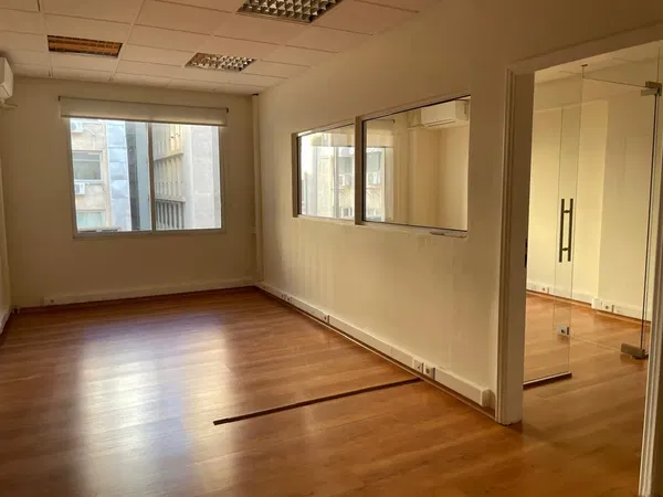 145 m² Commercial Space for Rent in Athens Historical Center, Athens Center — photo 2