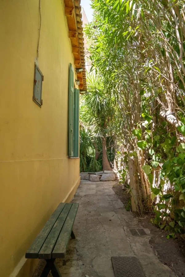 107 m² Villa with Two Bedrooms for Rent in Pagrati, Athens Center — photo 3