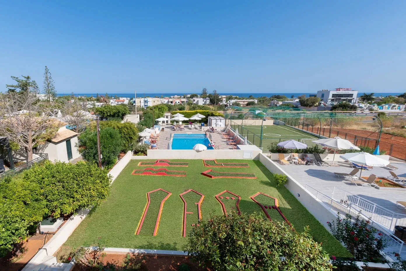 2800 m² Hotel for Sale in Hersonissos, Heraklion