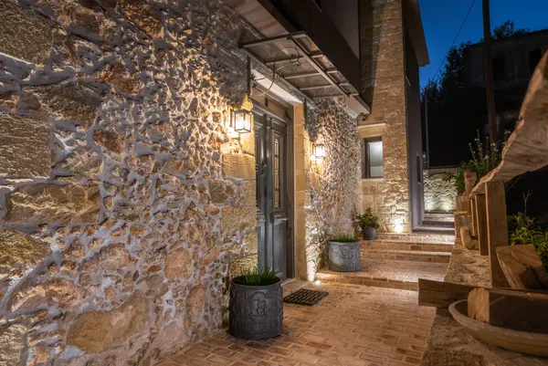 Modern Five-Bedroom Villa for Sale in Spilia, Platanias — photo 4
