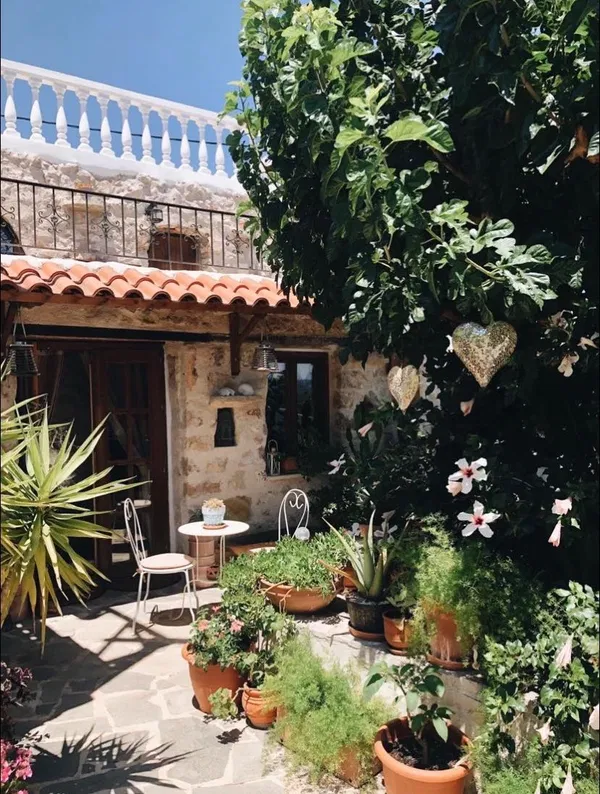 Renovated 237 m² Villa with Four Bedrooms for Sale in Stylos, Apokoronas — photo 4