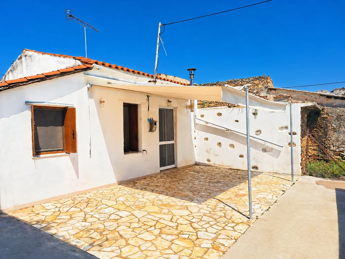 52 m² Villa with One Bedrooms for Sale in Alikianos, Platanias