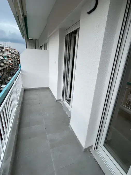 Renovated Two-Bedroom Apartment for Sale in Triandria Thessaloniki, Thessaloniki — photo 5