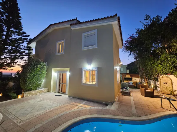 Three-Bedroom Apartment for Sale in Palaia Fokaia, Attica — photo 3