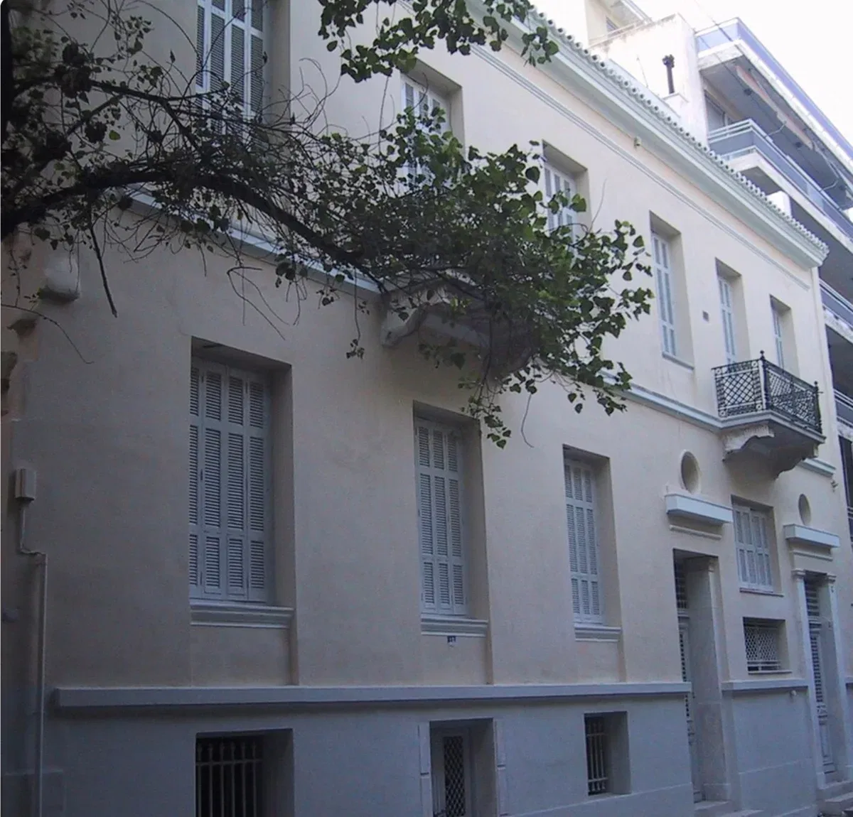 729 m² Building for Sale in Exarchia - Neapoli, Athens Center