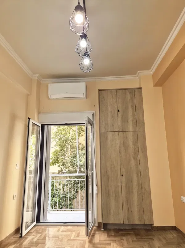 50 m² Renovated One-Bedroom Apartment for Sale in Kypseli, Athens Center — photo 5