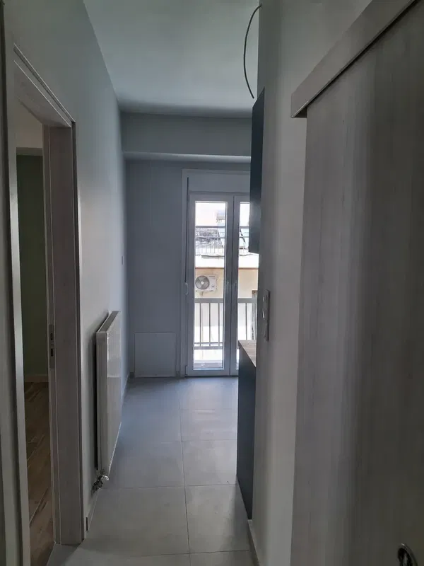 40 m² Renovated One-Bedroom Apartment for Sale in Neos Kosmos, Athens Center — photo 5