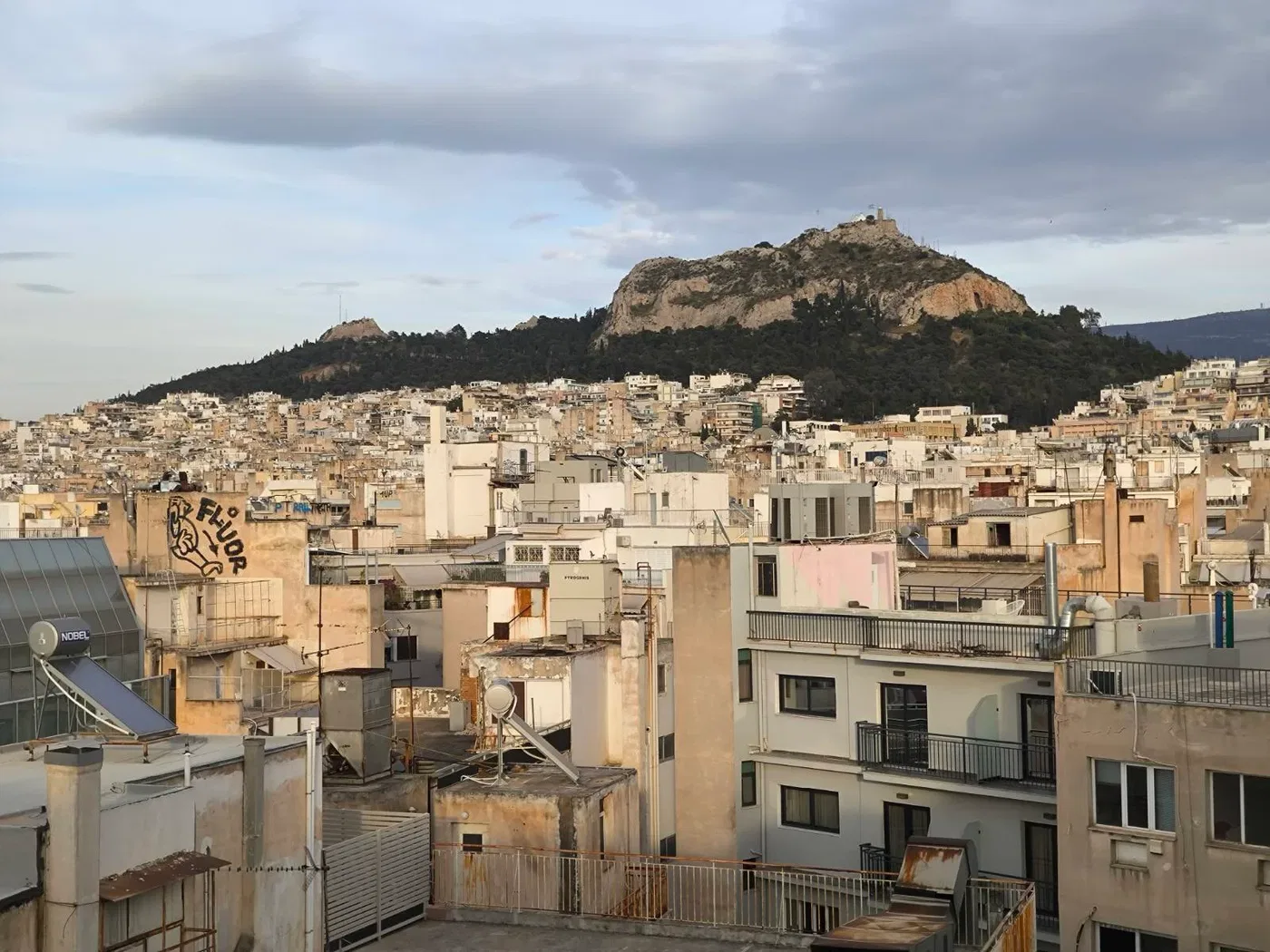 Renovated 23 m² Apartment with One Bedrooms for Sale in Exarchia - Neapoli, Athens Center
