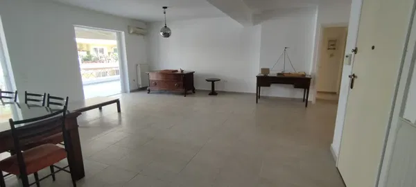 Two-Bedroom Renovated Apartment for Sale in Ilisia, Athens Southern suburbs — photo 4