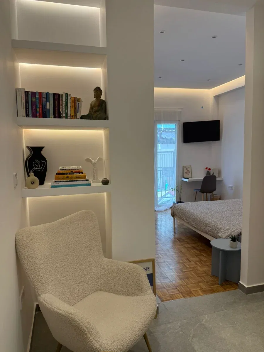 30 m² One-Bedroom Apartment for Sale in Kypseli, Athens Center
