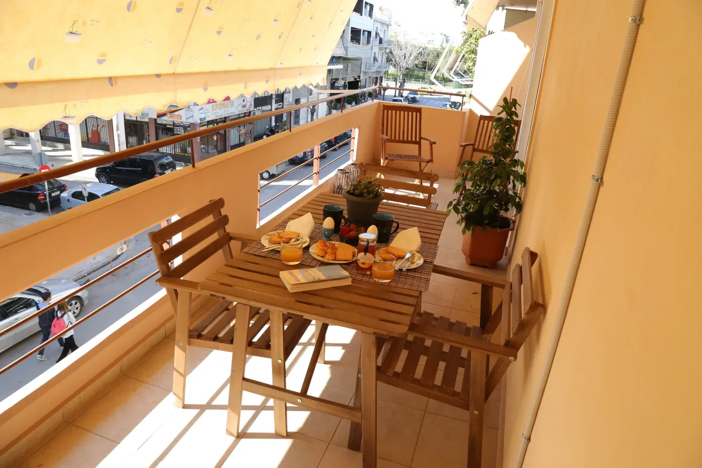 Three-Bedroom Apartment for Sale in Gazi - Metaxourgio - Votanikos, Athens Center with Air conditioning