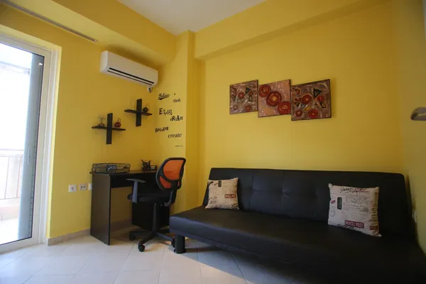 Three-Bedroom Apartment for Sale in Gazi - Metaxourgio - Votanikos, Athens Center with Air conditioning — photo 2