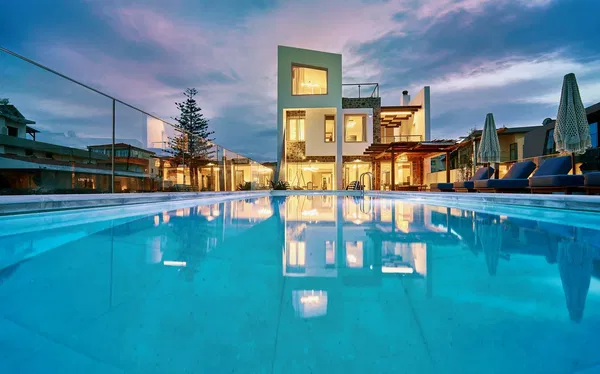 Sea-View 450 m² Villa with Seven Bedrooms for Sale in Kokkini Chani, Hersonissos — photo 4