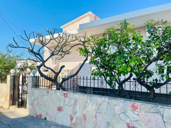 Sea-View Three-Bedroom Villa for Sale in Tavronitis, Platanias — photo 3