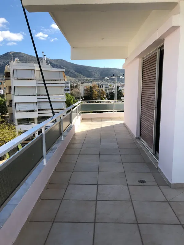 157 m² Four-Bedroom Apartment for Sale in Glyfada, Athens Southern suburbs — photo 4