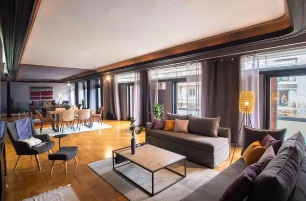 Renovated 185 m² Apartment with Three Bedrooms for Rent in Pagrati, Athens Center — photo 2