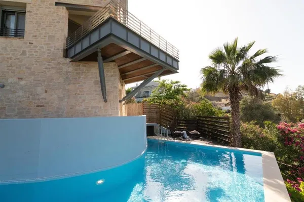 Seafront Villa for Sale in Kamilari, Faistos — photo 2