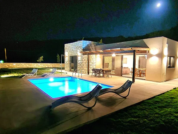 Sea-View Two-Bedroom Villa for Sale in Sitia, Lasithi — photo 2