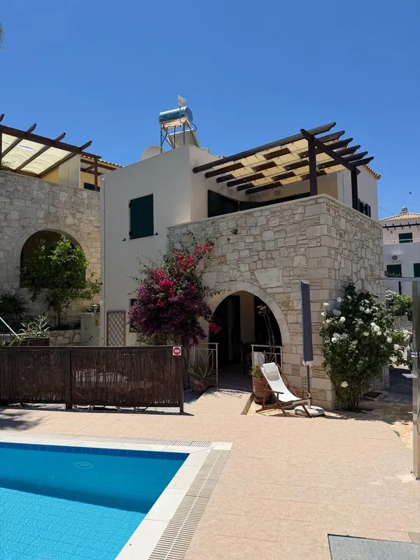 Sea-View Two-Bedroom Villa for Sale in Aspro, Apokoronas — photo 2