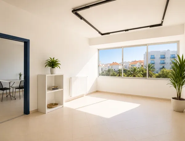 56 m² Commercial Space for Sale in Chania