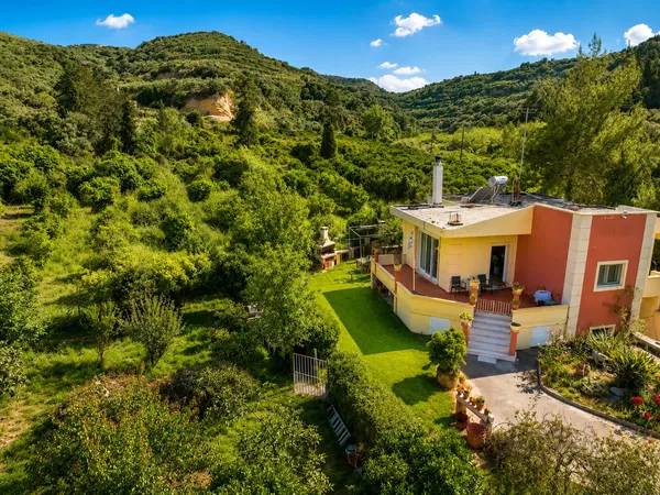 121 m² Three-Bedroom Villa for Sale in Platanias, Chania — photo 3