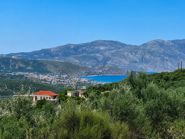 Sea-View 900 m² Land for Sale in Kissamos, Chania