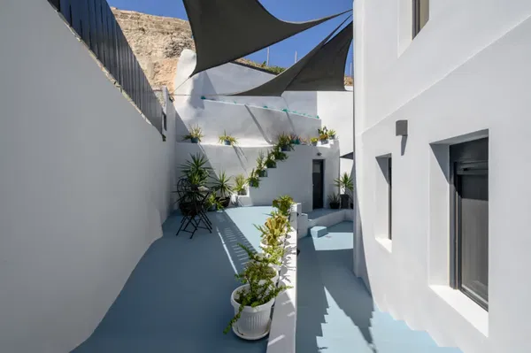 One-Bedroom Newly Built Villa for Sale in Santorini, Cyclades — photo 2