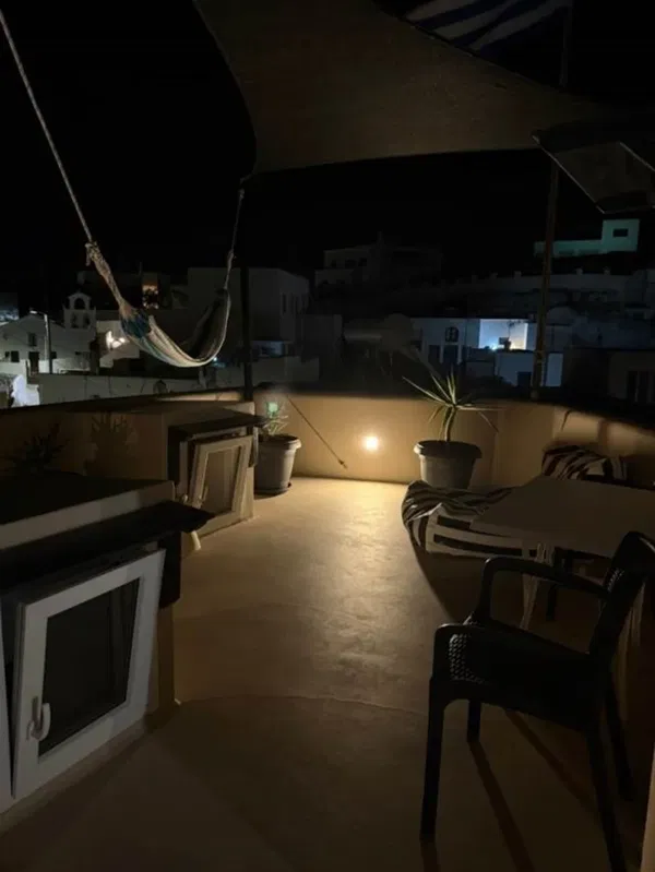 Contemporary 100 m² Villa with Three Bedrooms for Sale in Santorini, Cyclades — photo 2