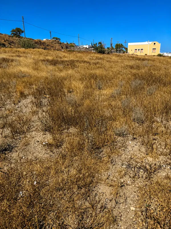 Sea-View 2,812 m² Land for Sale in Santorini, Cyclades — photo 4