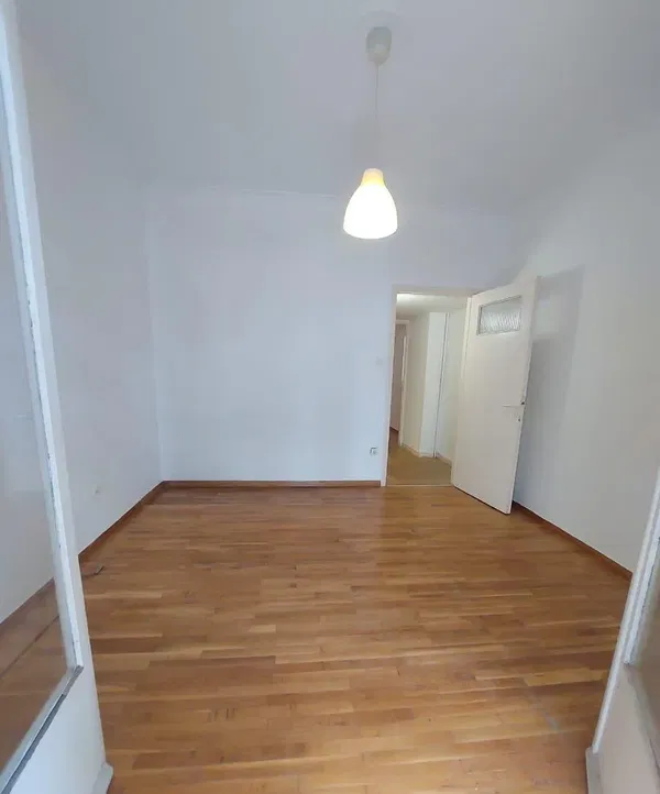 55 m² Apartment with One Bedrooms for Sale in Pangrati, Athens Center — photo 4