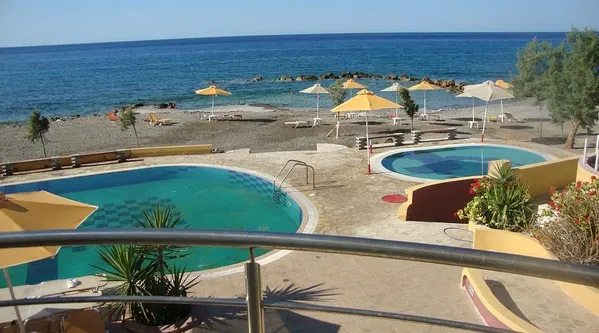 Sea-View Hotel for Sale in Makris Gialos, Sitia — photo 2