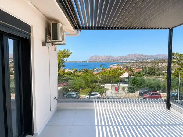 210 m² Sea View Four-Bedroom Villa for Sale in Agios Onoufrios, Akrotiri — photo 4
