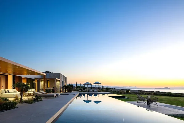 Contemporary 350 m² Villa with Seven Bedrooms for Sale in Agios Onoufrios, Akrotiri