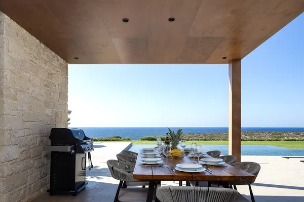 Contemporary 350 m² Villa with Seven Bedrooms for Sale in Agios Onoufrios, Akrotiri — photo 4