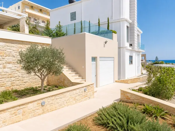 Contemporary Three-Bedroom Villa for Sale in Platanias, Chania — photo 5