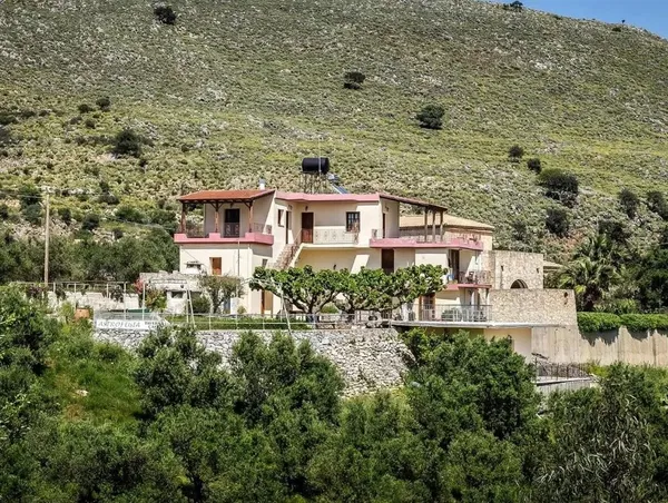 Sea-View Apartment for Sale in Exopolis, Apokoronas