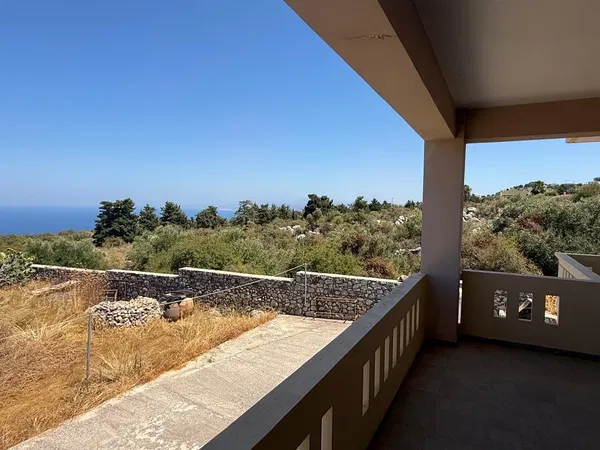 Three-Bedroom Sea-View Apartment for Sale in Kefalas, Apokoronas