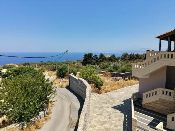 Three-Bedroom Sea-View Apartment for Sale in Kefalas, Apokoronas — photo 4
