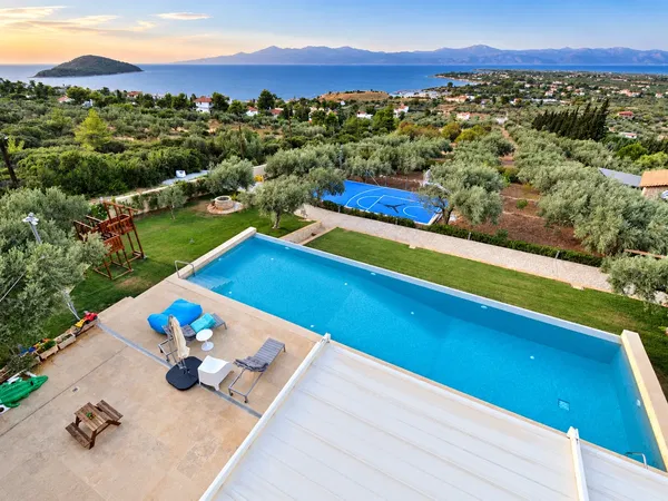 Sea-View Villa for Sale in Evia, Sterea Hellas — photo 4