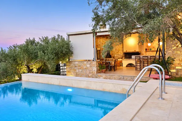 Sea-View Villa for Sale in Evia, Sterea Hellas — photo 2