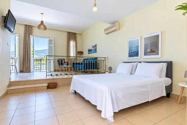 Sea-View Hotel for Sale in Ithaca, Ionian Islands — photo 4